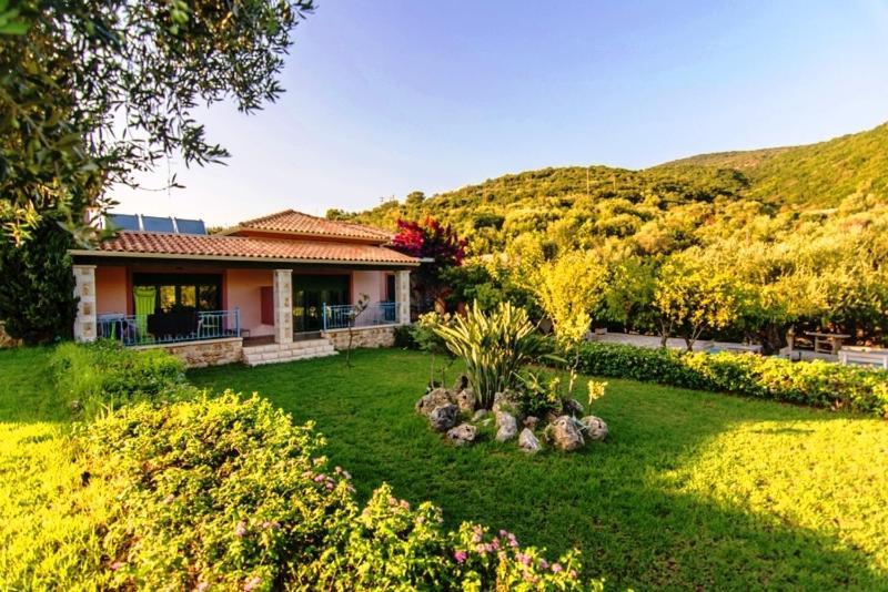 Aiora Suites Sívota Buitenkant foto