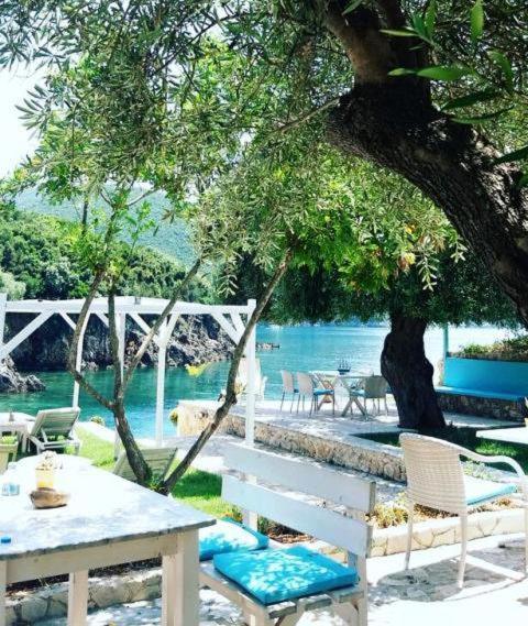 Aiora Suites Sívota Buitenkant foto