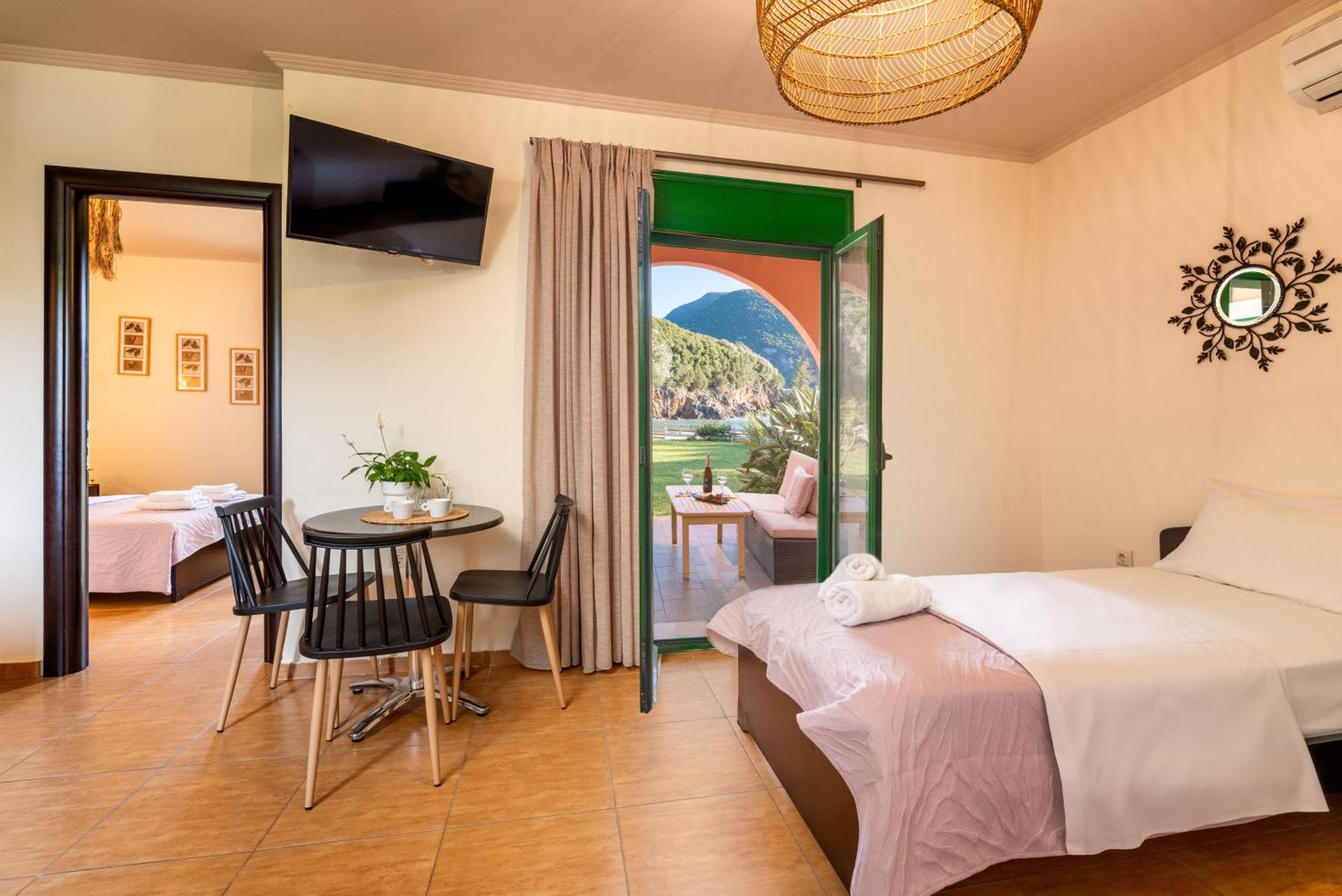 Aiora Suites Sívota Buitenkant foto