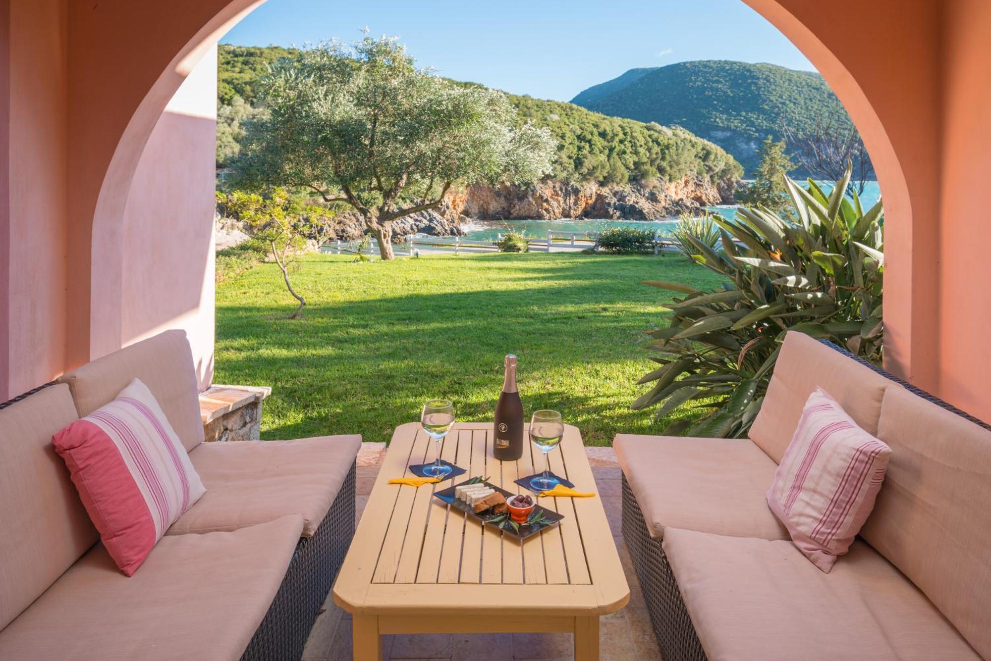 Aiora Suites Sívota Buitenkant foto